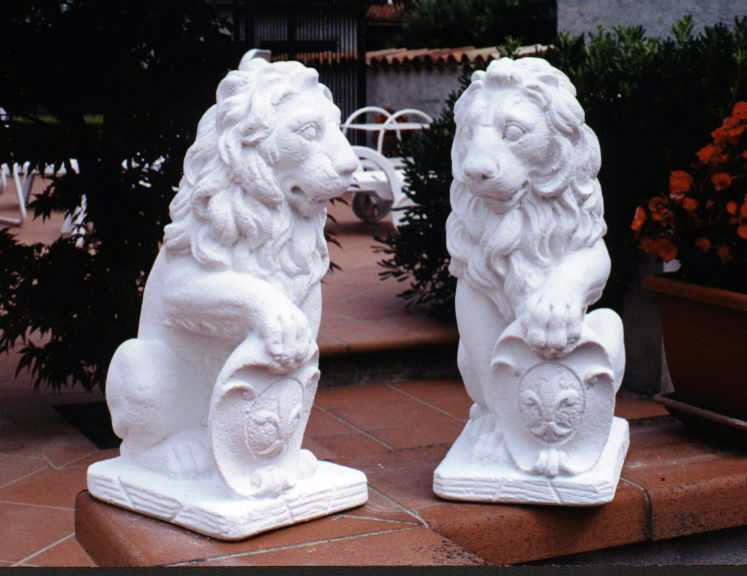 Marble lions set Florence  lions  Shield animals 